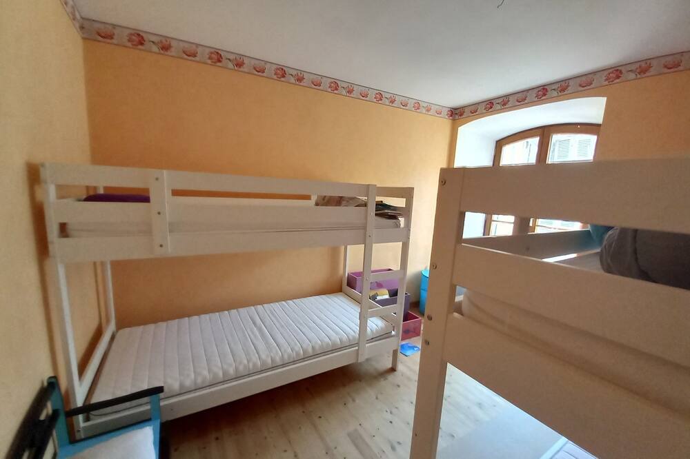 Photo of Bedroom in Saint-Antheme