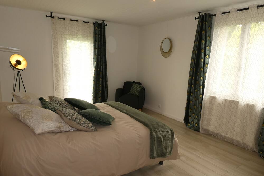 Photo of Bedroom in Claveyson