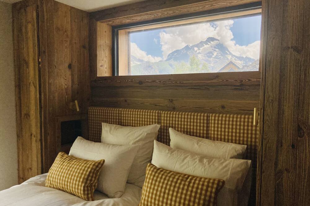 Photo of Bedroom in Mont-de-Lans
