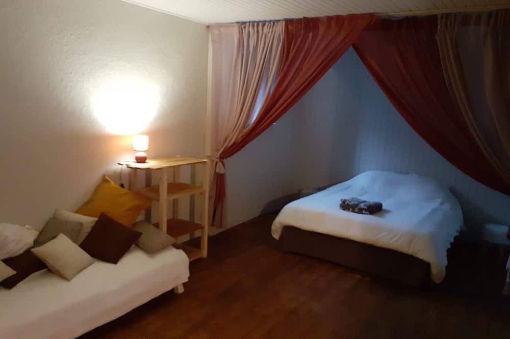 Photo of Bedroom in Saint-Jacques-des-Blats