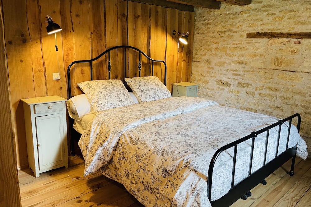 Photo of Bedroom in Etrelles-et-la-Montbleuse