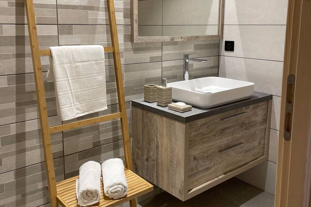 Photo of Bathroom in Les Avanchers-Valmorel