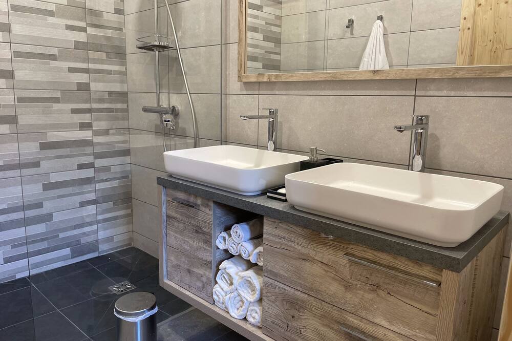 Photo of Bathroom in Les Avanchers-Valmorel