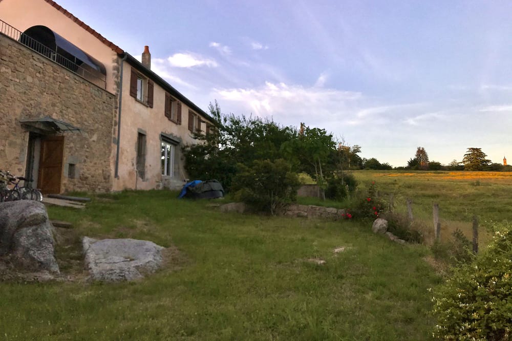 Photo of Outdoor in Lormes