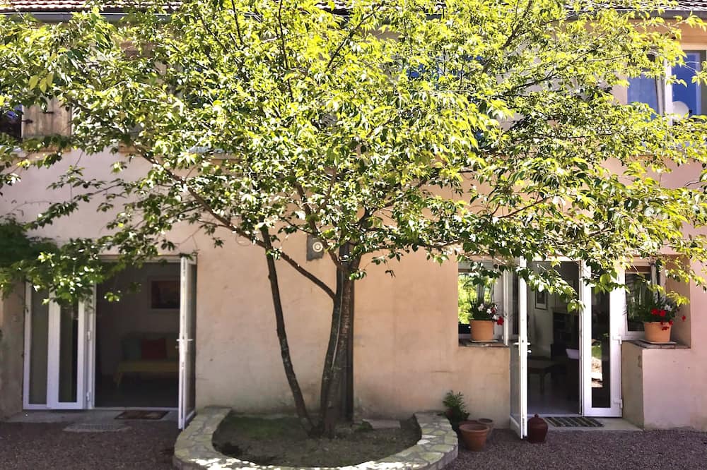 Photo of Outdoor in Lormes