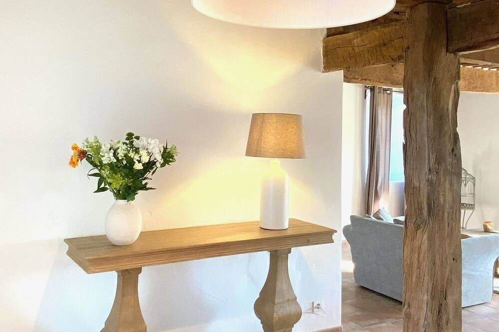 Photo of Livingroom in Sault