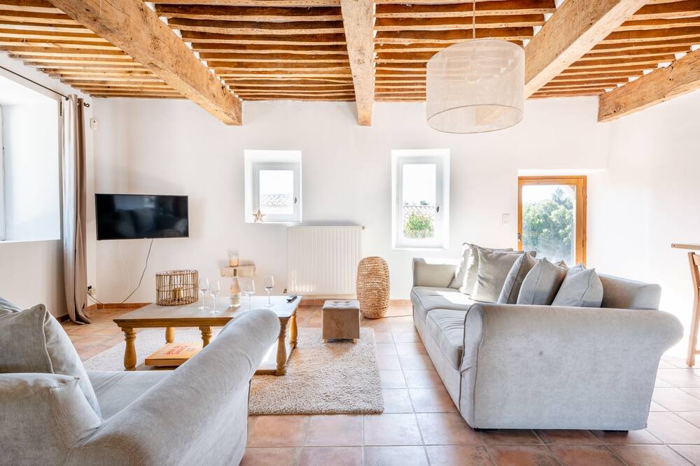 Photo of Livingroom in Sault