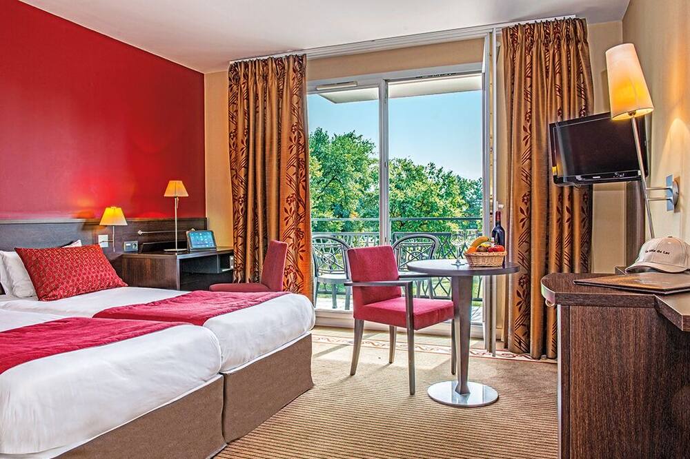 Photo of Bedroom in Divonne-les-Bains