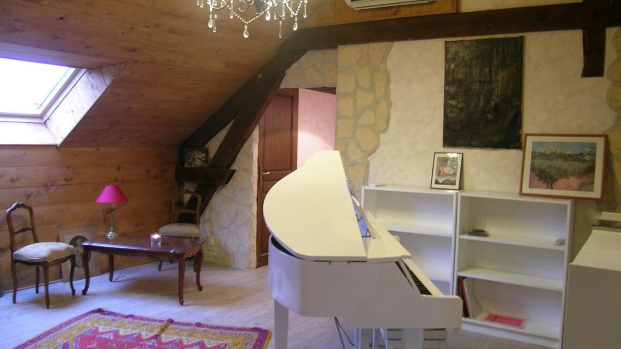 Photo of Livingroom in Saint-Hilaire