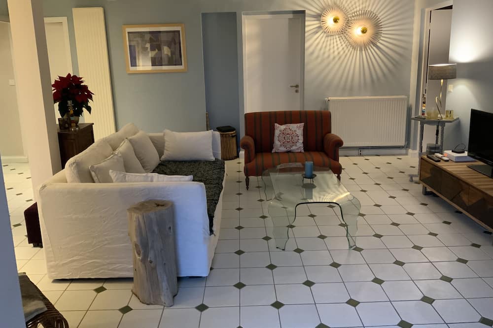 Photo of Livingroom in Fontain