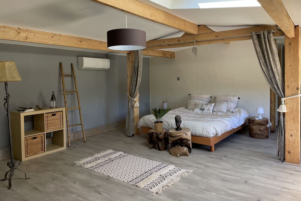 Photo of Bedroom in Charnay