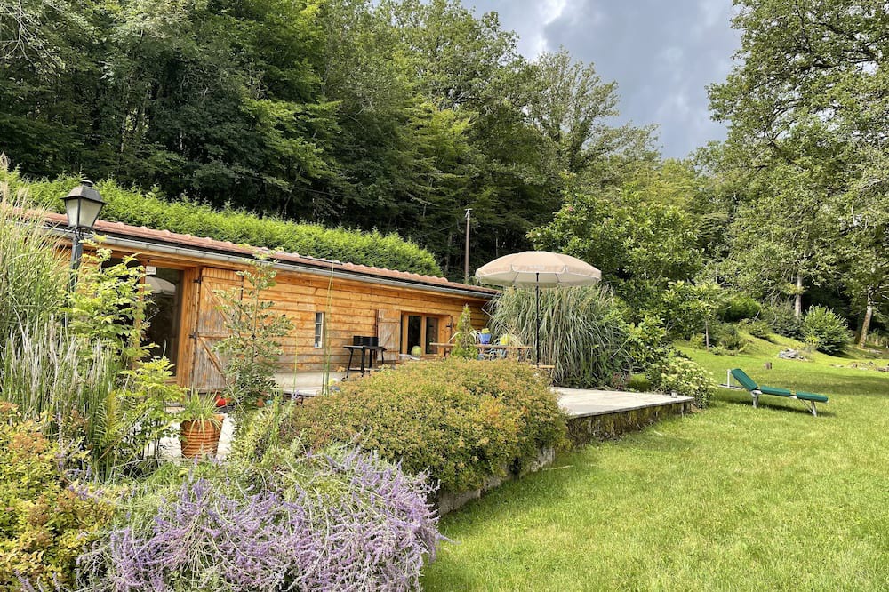 Photo of Outdoor in Charnay
