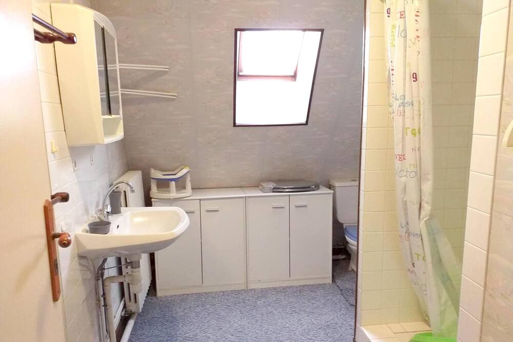 Photo of Bathroom in Pousseaux