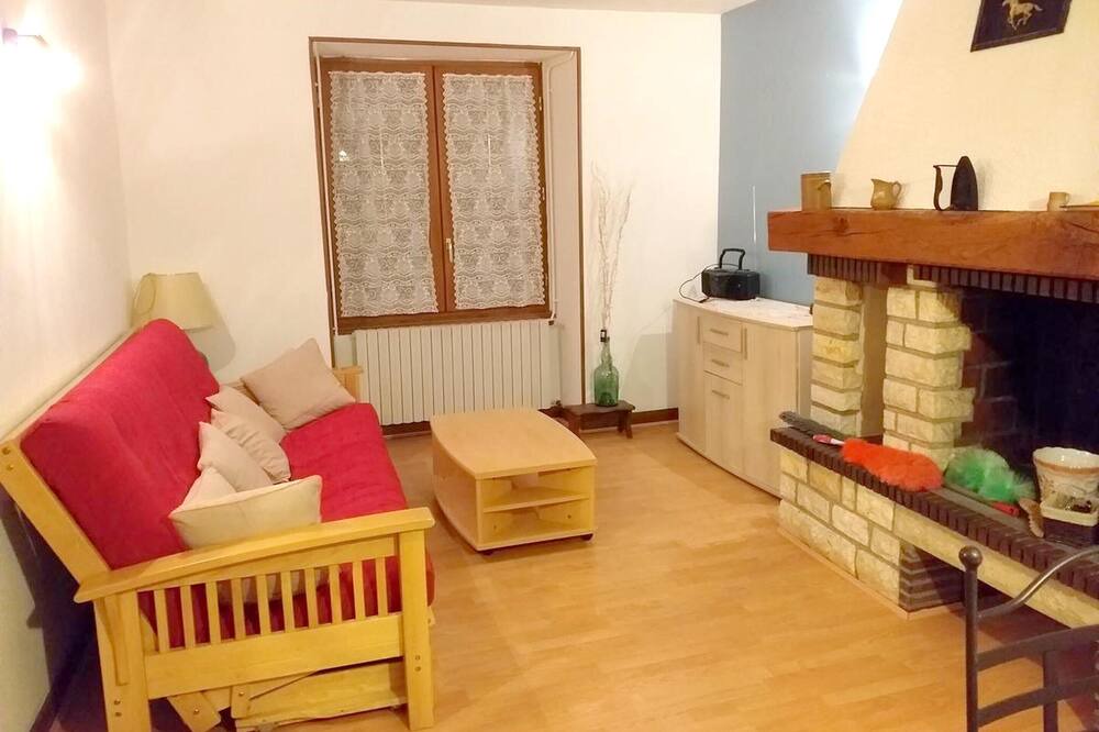 Photo of Livingroom in Pousseaux