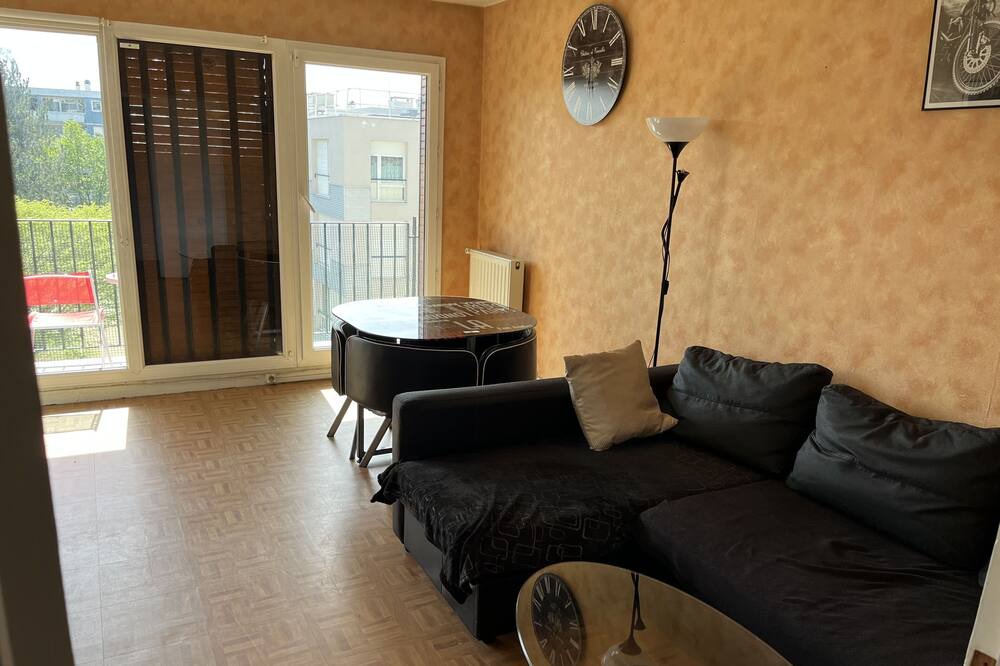 Photo of Livingroom in Quartier Massy-Opera I