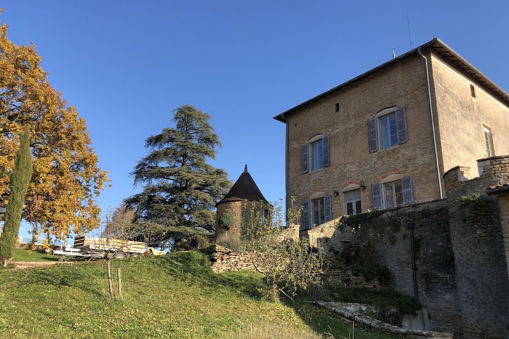 Photo of Outdoor in Salornay-sur-Guye