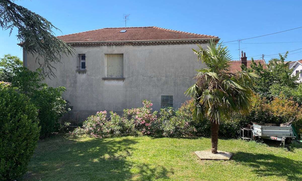 Photo of Outdoor in Valence