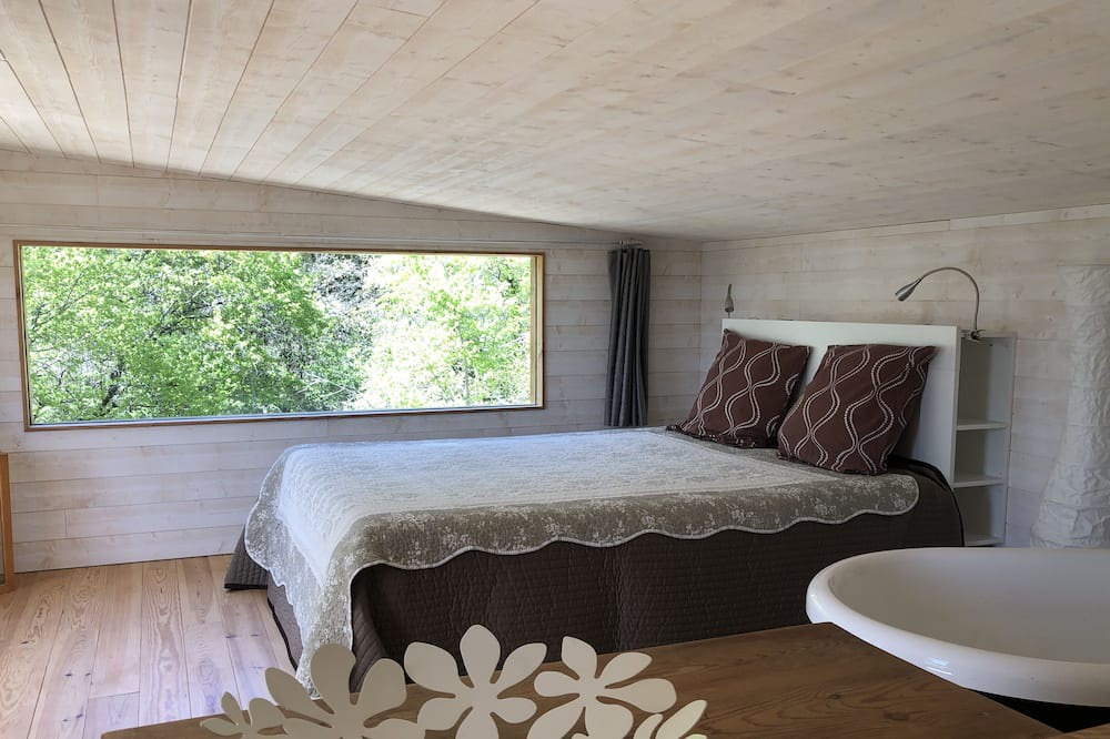 Photo of Bedroom in Chaudebonne