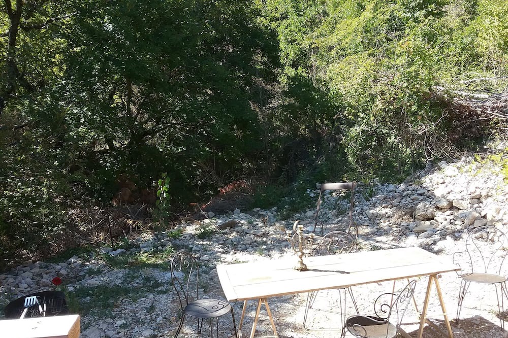 Photo of Patio Balcony in Chaudebonne