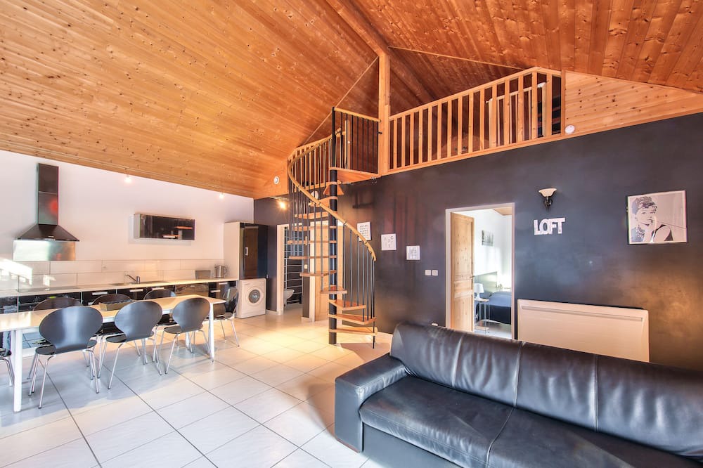 Photo of Livingroom in Ney
