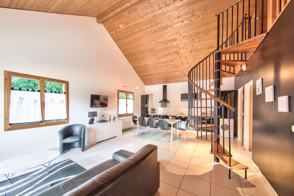 Photo of Livingroom in Ney