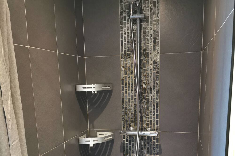 Photo of Bathroom in Gigny-sur-Saone