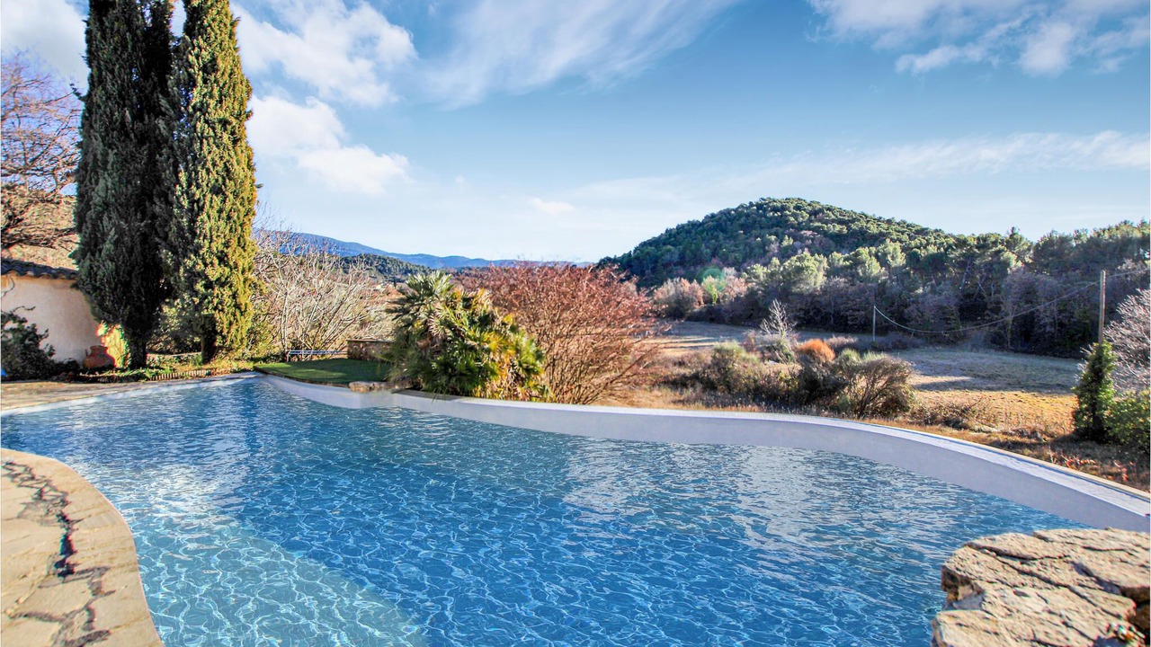 Photo of Outdoor in Entrechaux