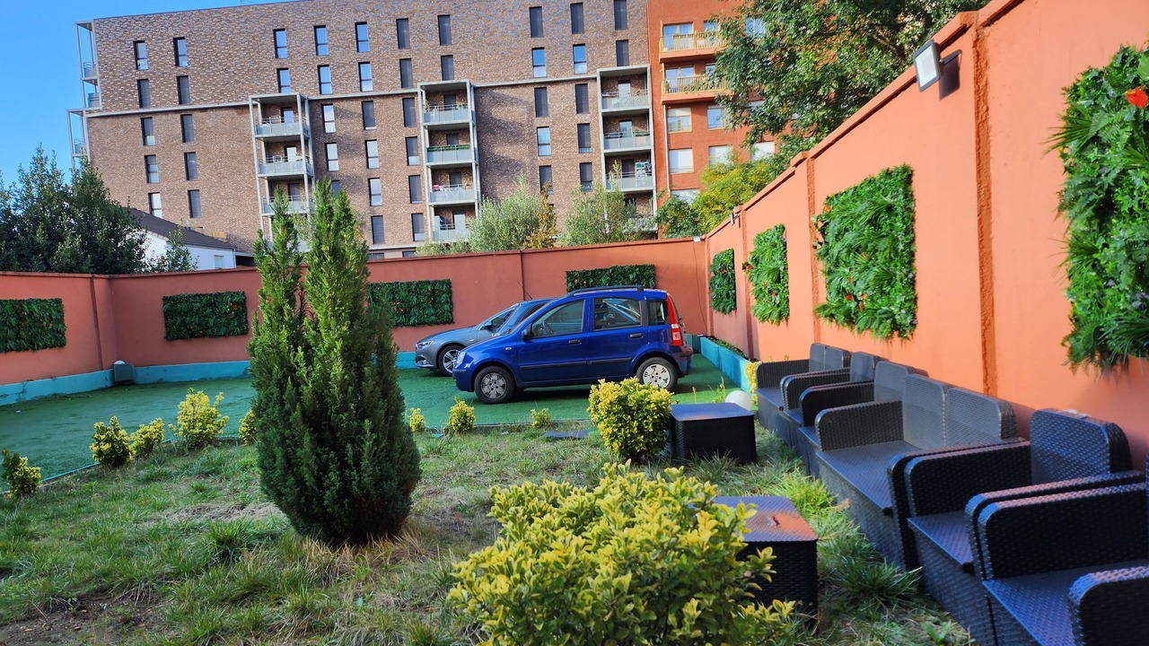 Photo of Others in Ivry-port