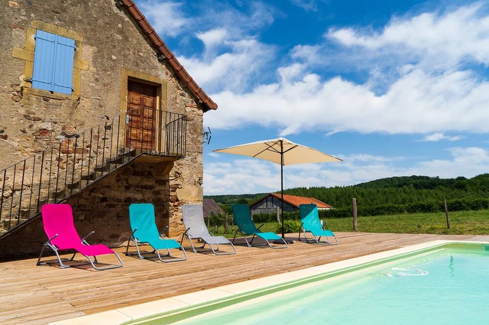 Photo of Outdoor in Saint-Bonnet-de-Vieille-Vigne