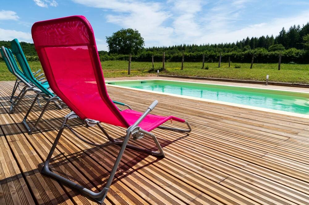 Photo of Outdoor in Saint-Bonnet-de-Vieille-Vigne