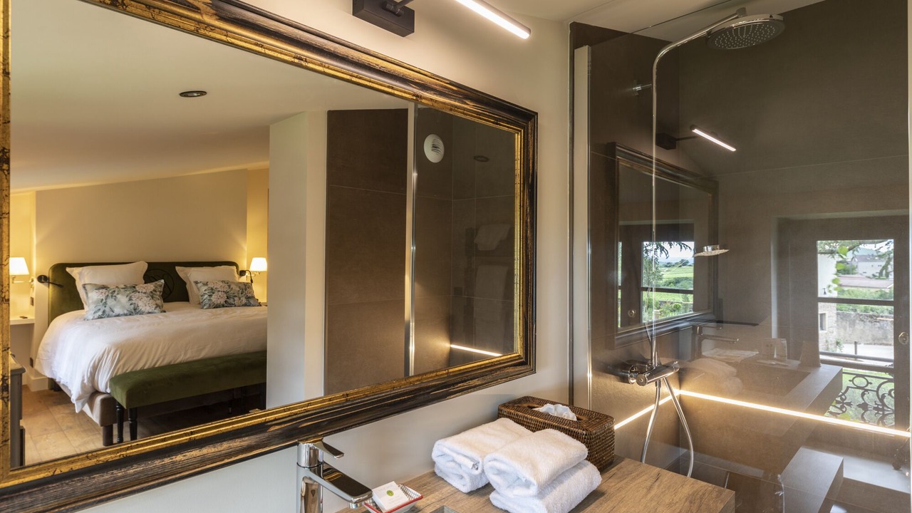 Photo of Bathroom in Regnie-Durette