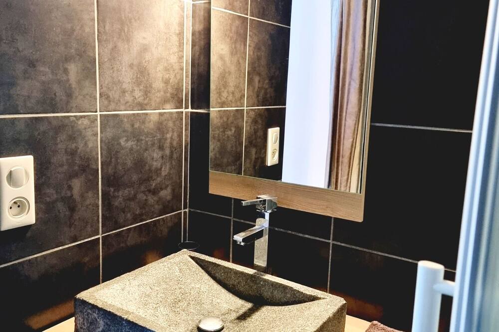 Photo of Bathroom in Beaufort-sur-Gervanne