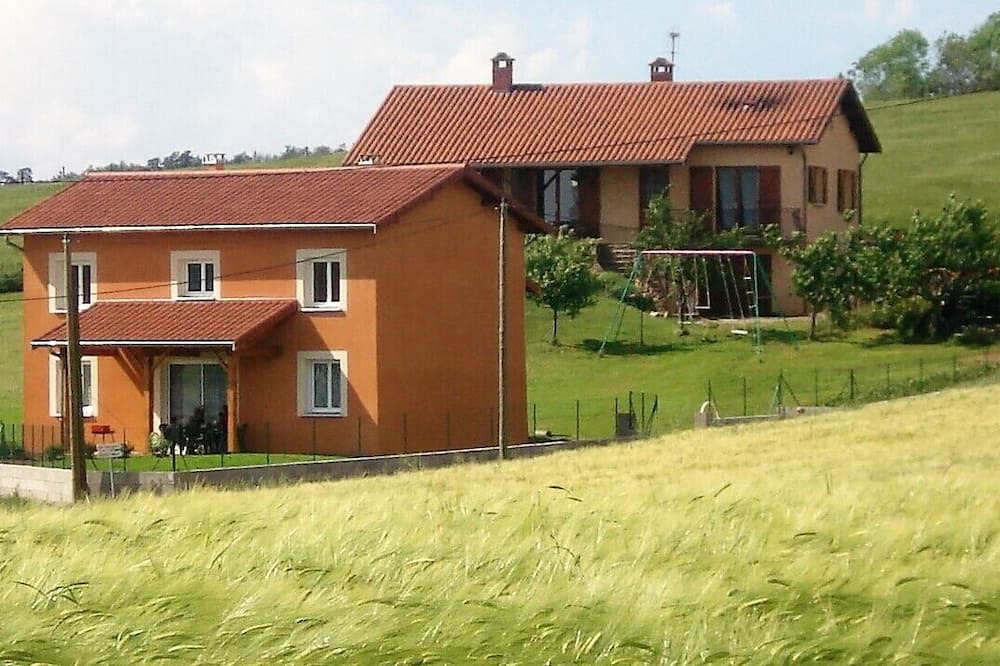 Photo of Outdoor in Meys