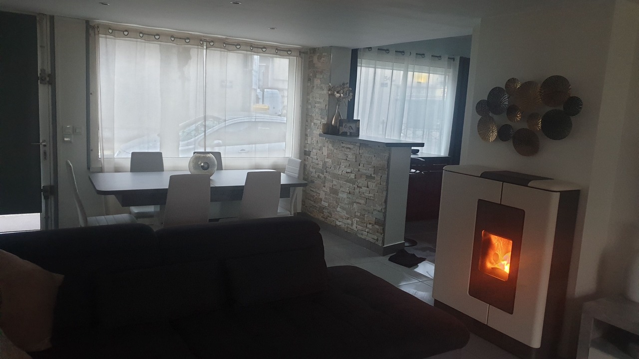 Photo of Livingroom in Adamville