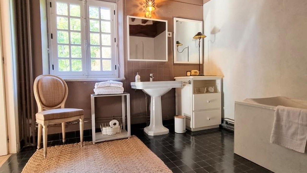 Photo of Bathroom in Rochefort-en-Yvelines