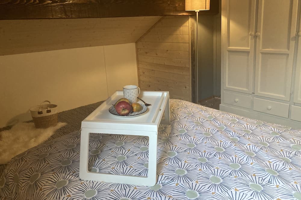 Photo of Bedroom in Eyne 2600