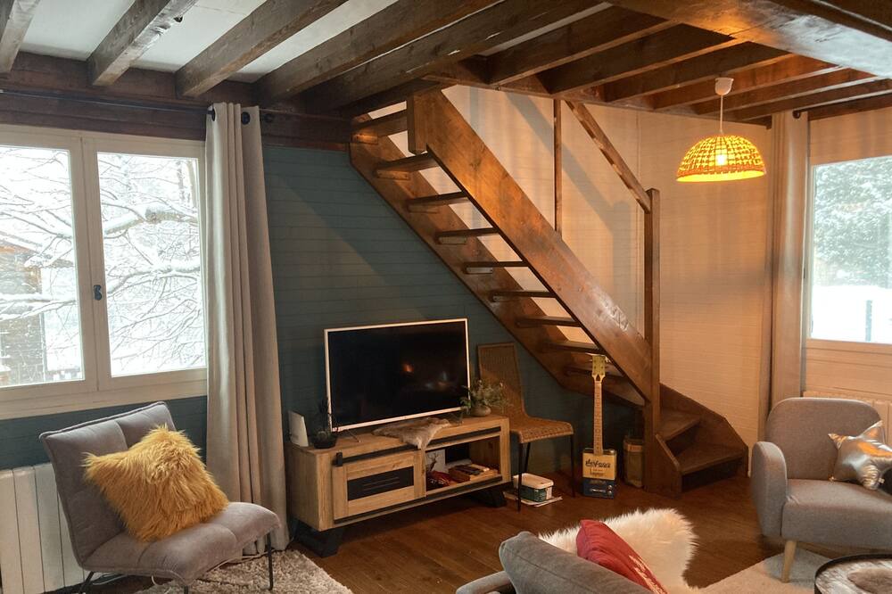 Photo of Livingroom in Eyne 2600