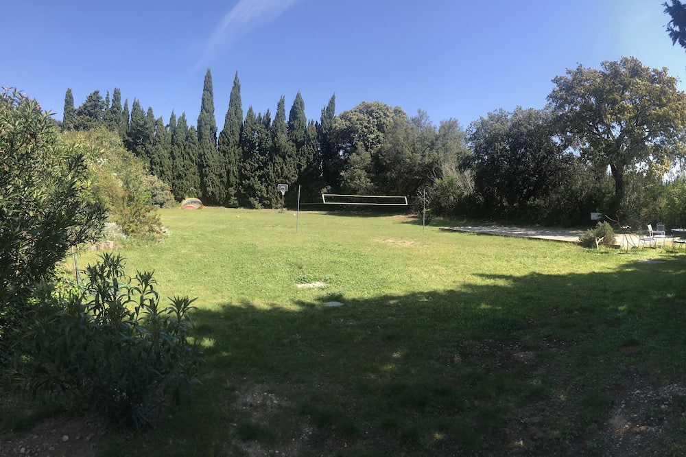 Photo of Outdoor in Loriol-du-Comtat
