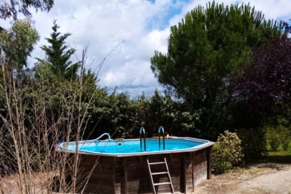 Photo of Outdoor in Saint-Martin-de-Vers