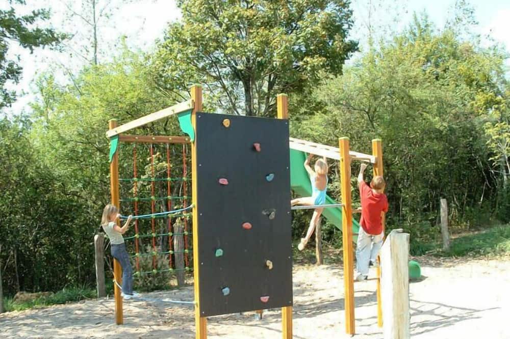 Photo of Others in Huanne-Montmartin