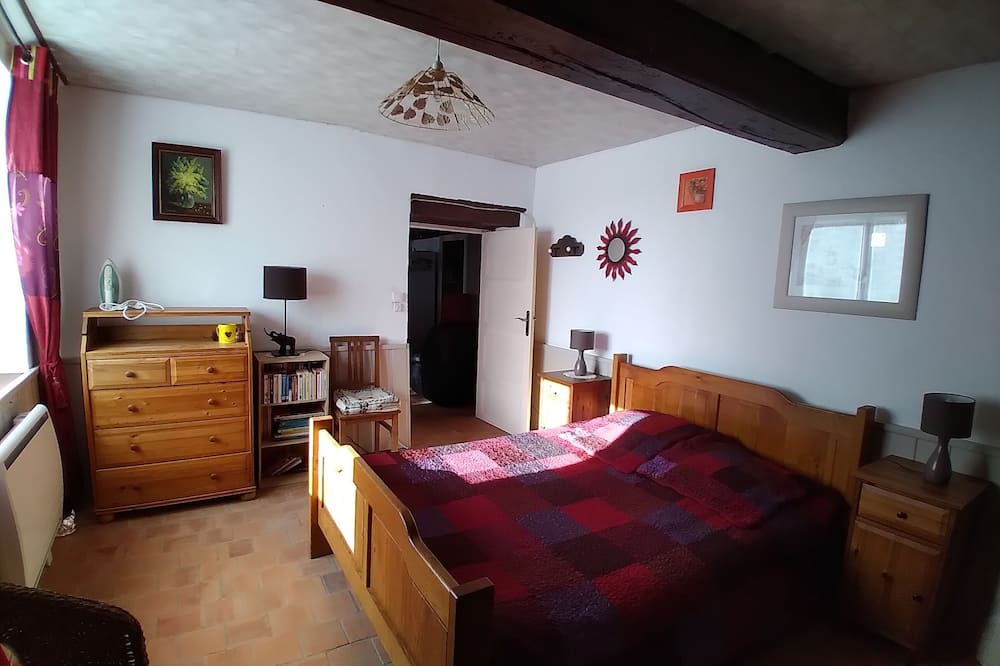 Photo of Bedroom in La Collancelle