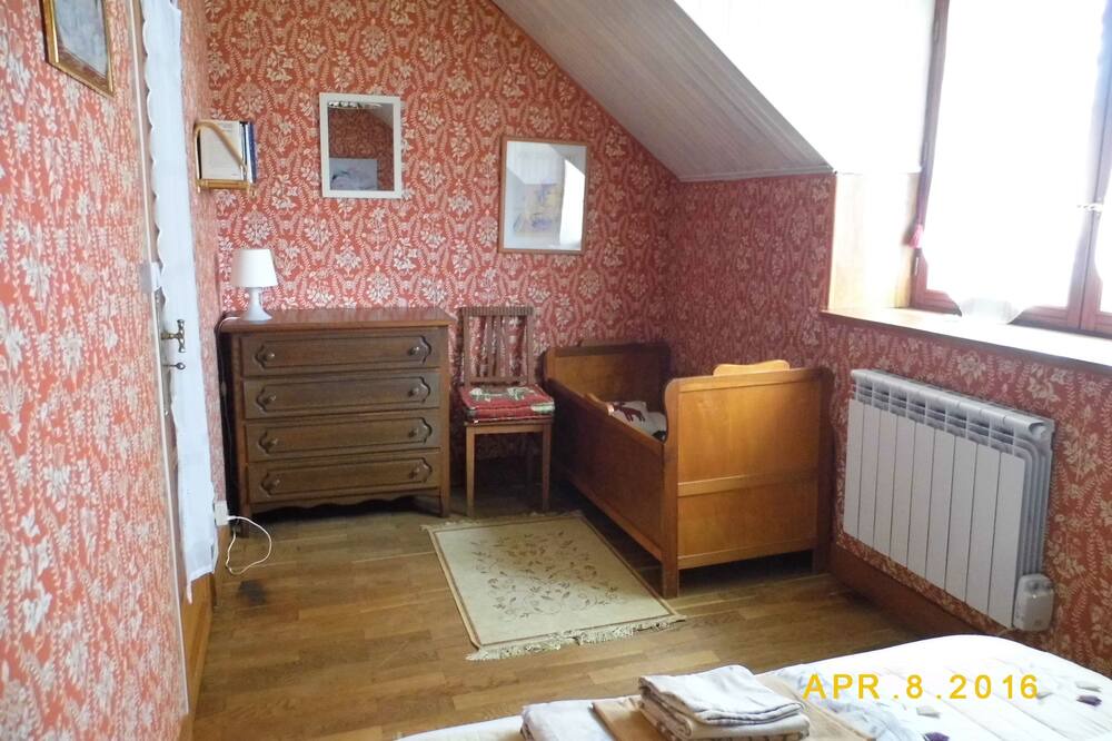 Photo of Bedroom in La Collancelle