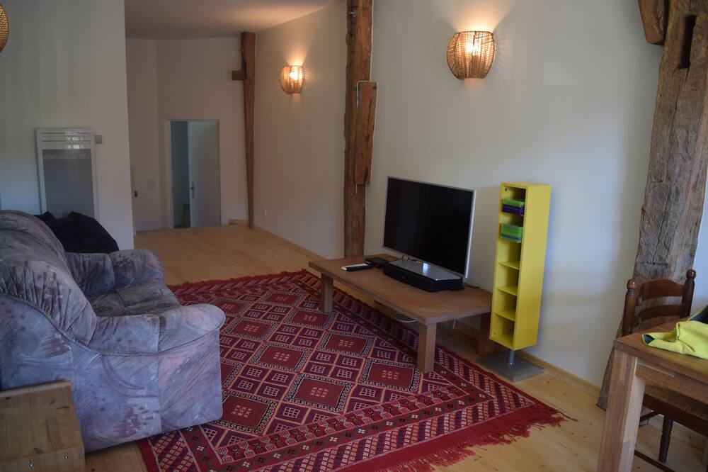 Photo of Livingroom in La Tour-du-Meix