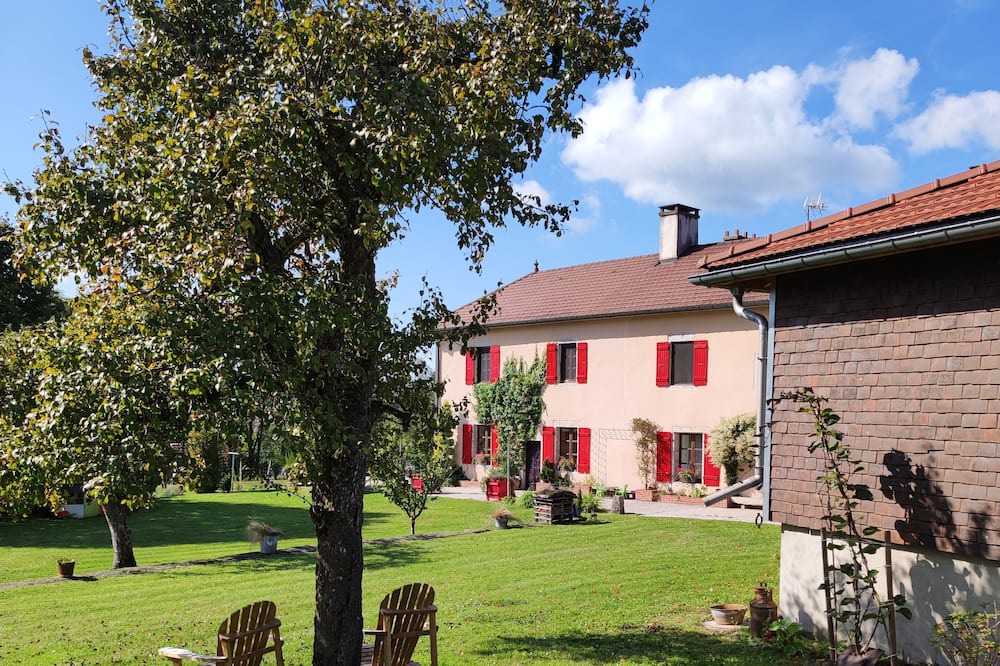 Photo of Outdoor in Besain