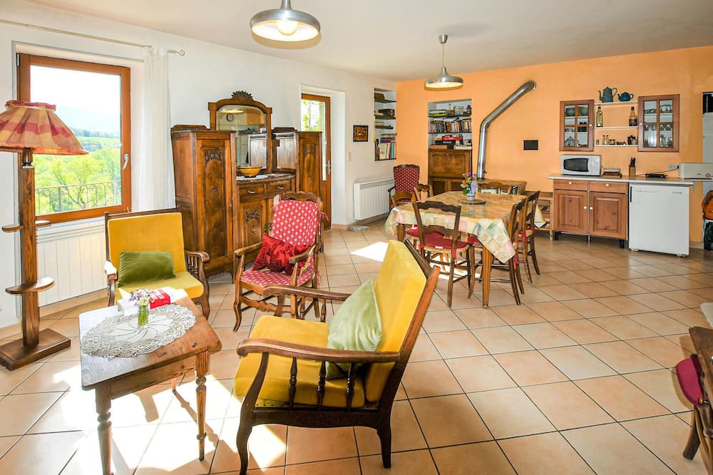 Photo of Bedroom in Le Poet-Celard