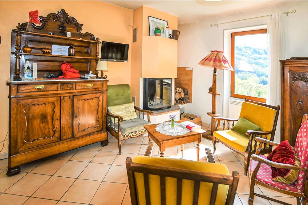 Photo of Bedroom in Le Poet-Celard