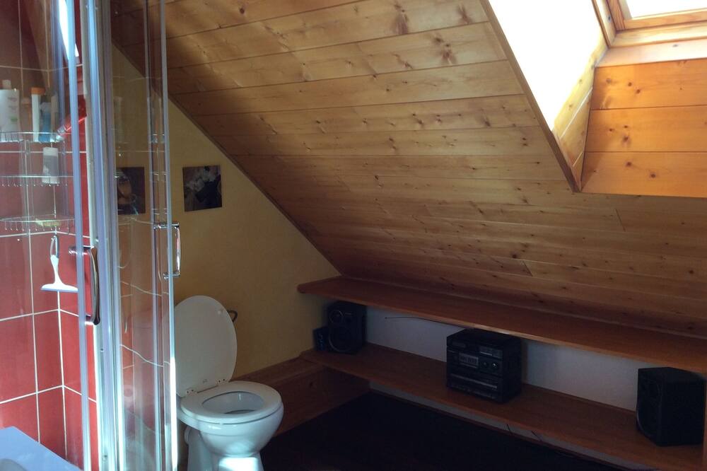 Photo of Bathroom in Hautecour
