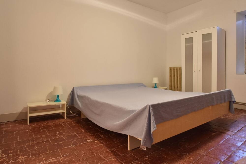 Photo of Bedroom in Gacogne