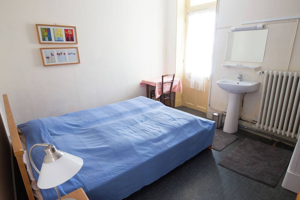 Photo of Bedroom in Saint-Honore-les-Bains
