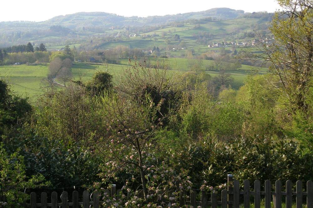 Photo of Others in Onlay